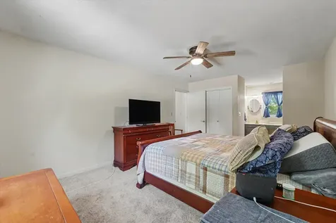 10 Stanford Place Champaign IL 61820