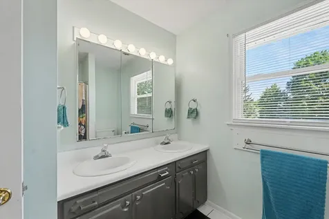 10 Stanford Place Champaign IL 61820