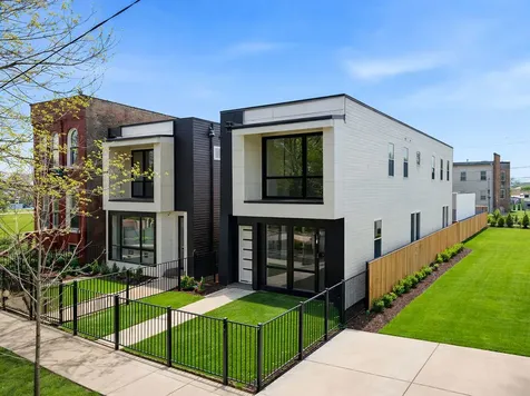 618 North Avers Avenue Chicago IL 60624