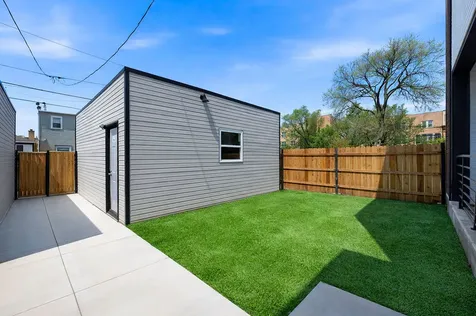 618 North Avers Avenue Chicago IL 60624