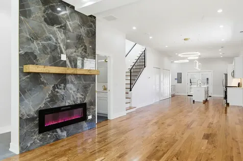 618 North Avers Avenue Chicago IL 60624