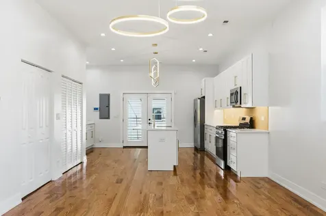 618 North Avers Avenue Chicago IL 60624