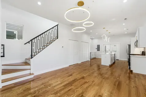 618 North Avers Avenue Chicago IL 60624