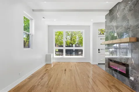 618 North Avers Avenue Chicago IL 60624