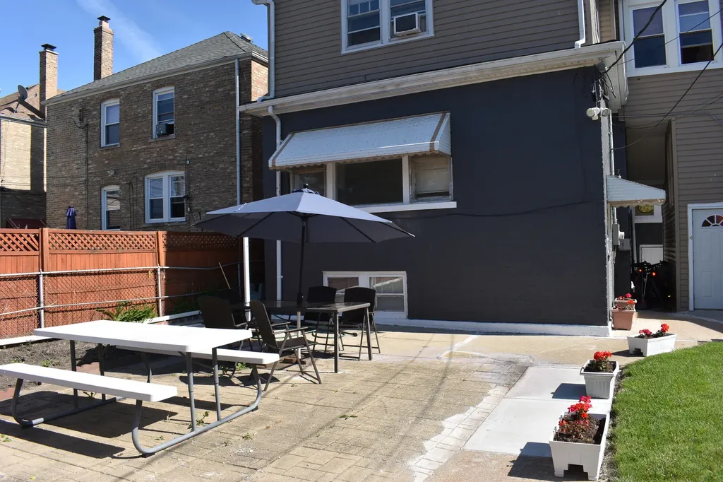 7030 West Wrightwood Avenue Chicago IL 60707