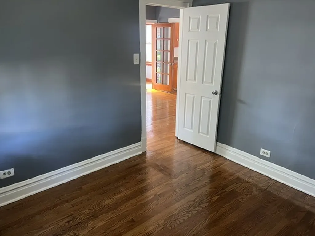 7030 West Wrightwood Avenue Chicago IL 60707