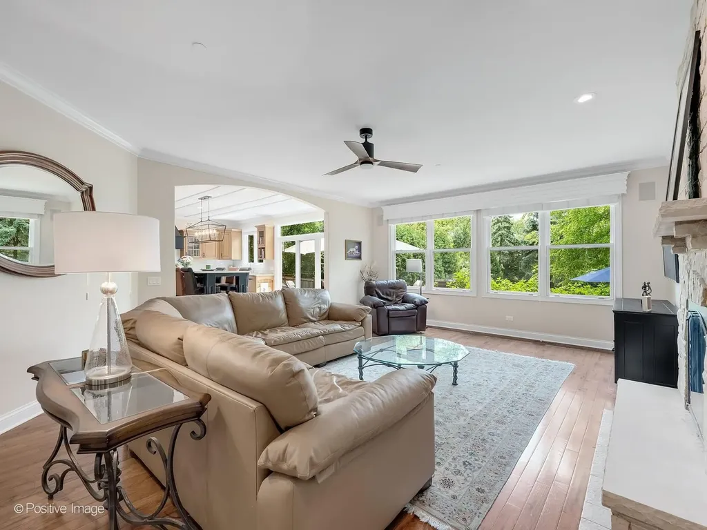 325 Ruby Street Clarendon Hills IL 60514