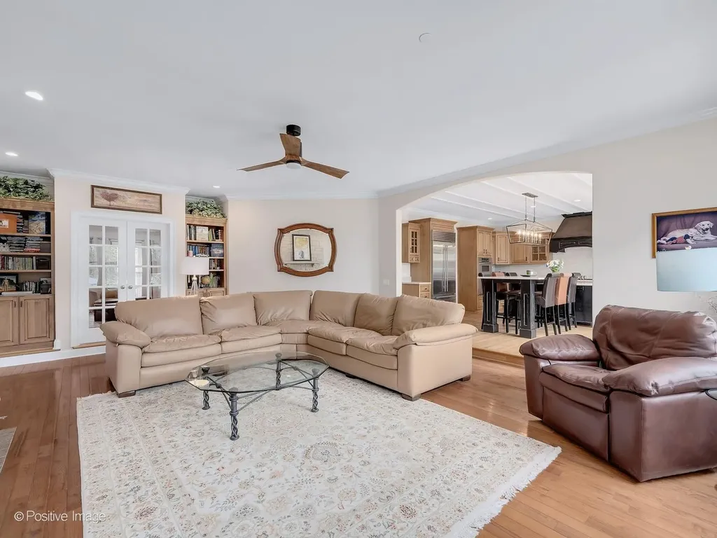 325 Ruby Street Clarendon Hills IL 60514