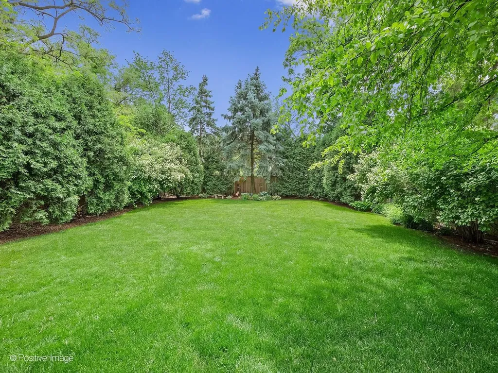 325 Ruby Street Clarendon Hills IL 60514