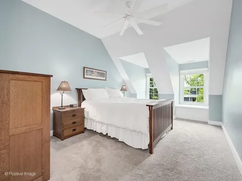 325 Ruby Street Clarendon Hills IL 60514