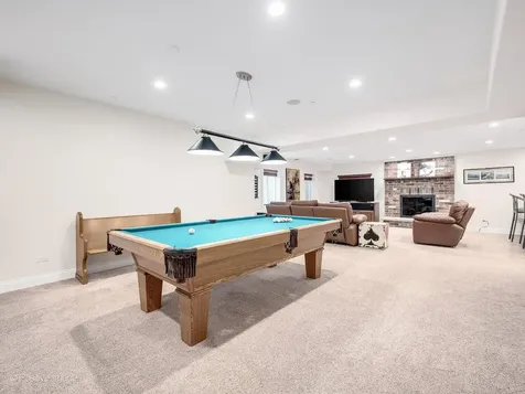 325 Ruby Street Clarendon Hills IL 60514