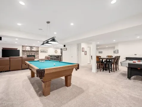 325 Ruby Street Clarendon Hills IL 60514
