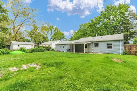1313 Glendale Drive Champaign IL 61821