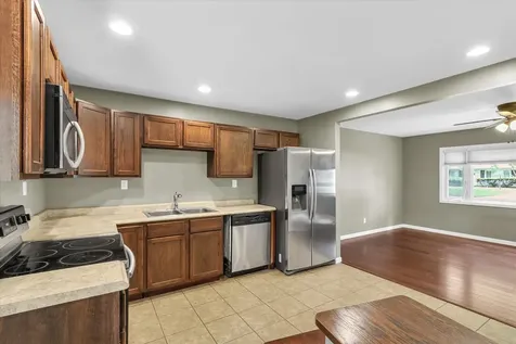 1313 Glendale Drive Champaign IL 61821