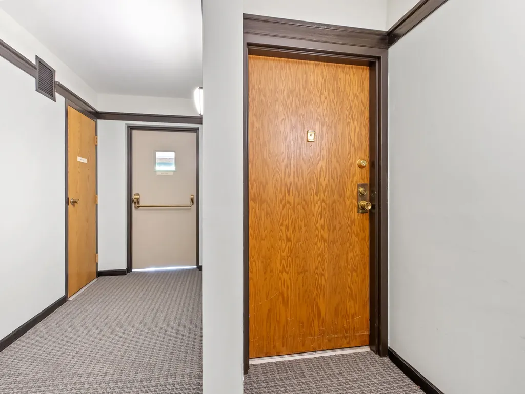 709 79TH Street Darien IL 60561