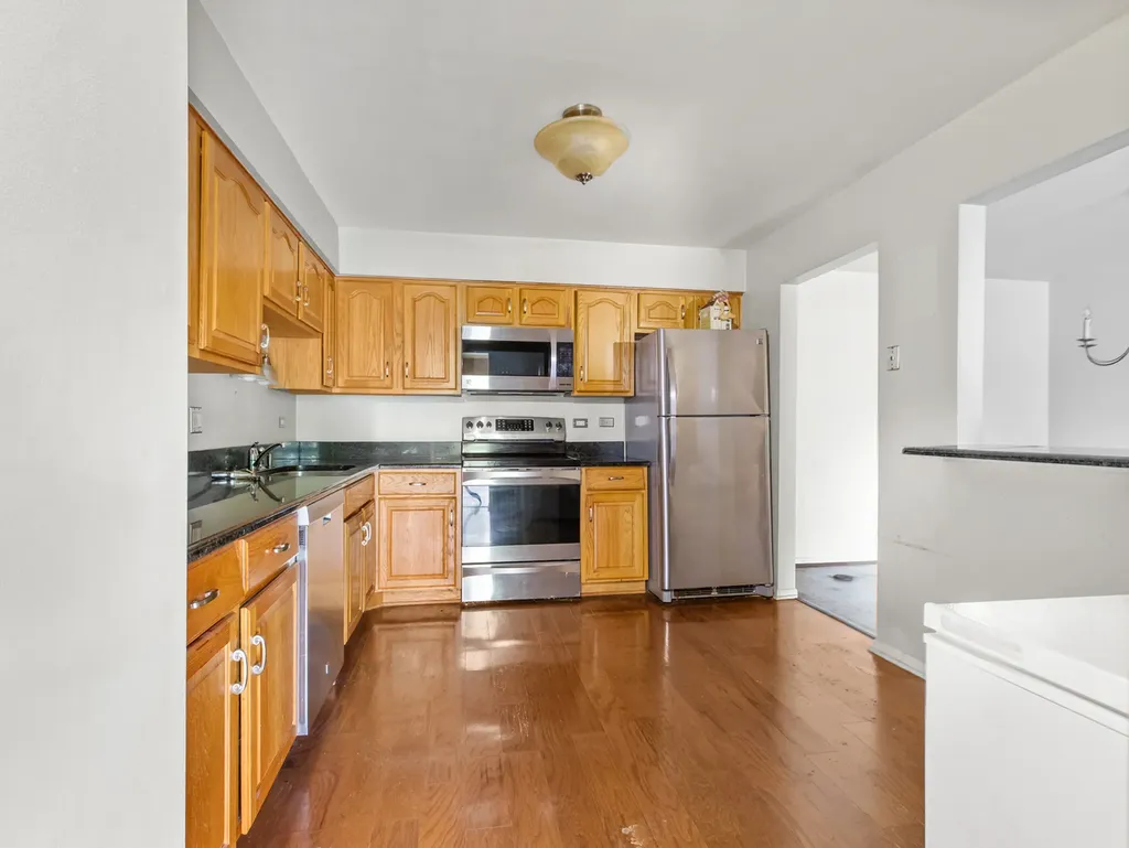 709 79TH Street Darien IL 60561