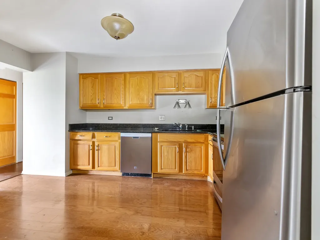 709 79TH Street Darien IL 60561