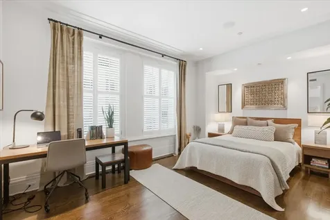 159 East Walton Place Chicago IL 60611
