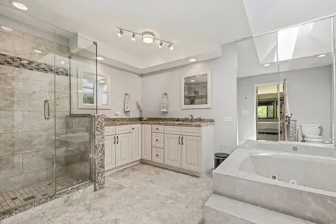 2506 Highland Drive Palatine IL 60067