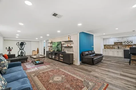 2506 Highland Drive Palatine IL 60067
