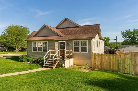 131 East Iowa Street Spring Valley IL 61362