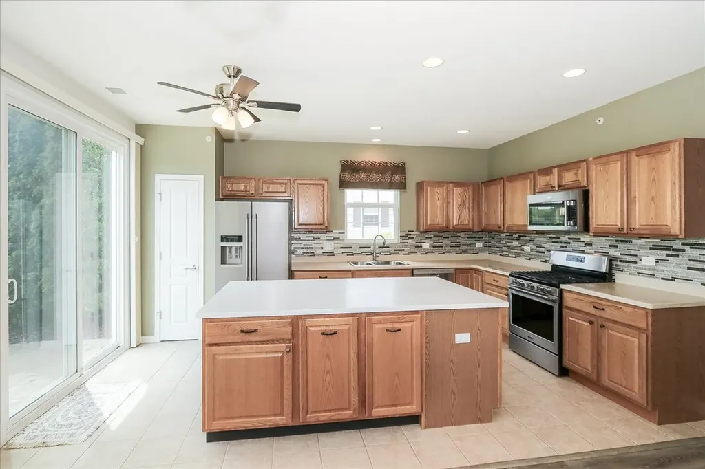 13024 Redstone Drive Huntley IL 60142