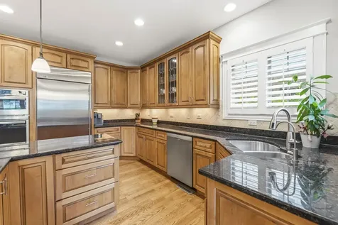 103 North Kennicott Avenue Arlington Heights IL 60005