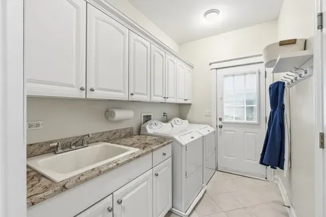 103 North Kennicott Avenue Arlington Heights IL 60005