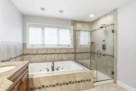 103 North Kennicott Avenue Arlington Heights IL 60005