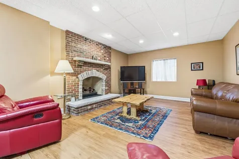 103 North Kennicott Avenue Arlington Heights IL 60005