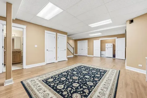 103 North Kennicott Avenue Arlington Heights IL 60005