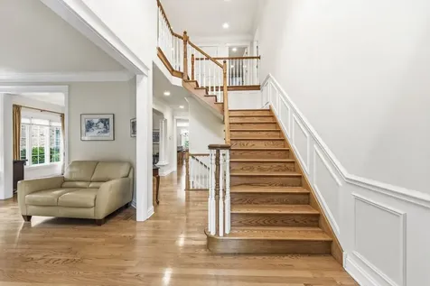 103 North Kennicott Avenue Arlington Heights IL 60005