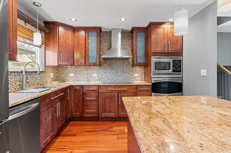 786 North Parker Street Elmhurst IL 60126