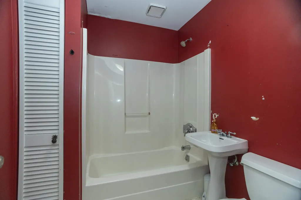 3512 North Bosworth Avenue Chicago IL 60657