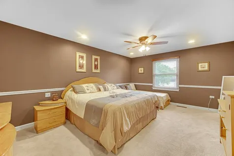 3818 Russett Lane Northbrook IL 60062