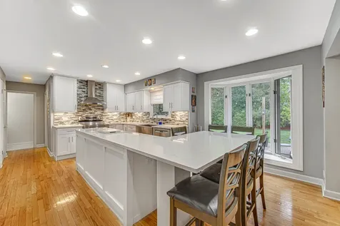 3818 Russett Lane Northbrook IL 60062