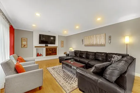3818 Russett Lane Northbrook IL 60062