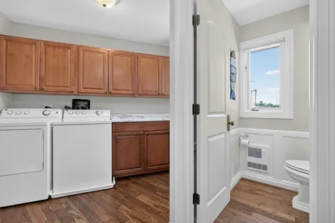 9682 Reding Circle Des Plaines IL 60016