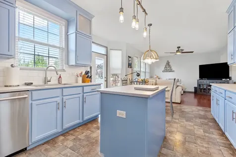 1716 Wintercrest Court Shorewood IL 60404