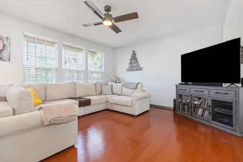 1716 Wintercrest Court Shorewood IL 60404