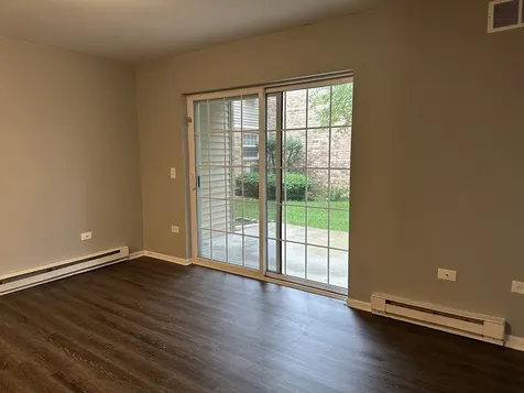 1545 West Crystal Rock Court Round Lake Beach IL 60073