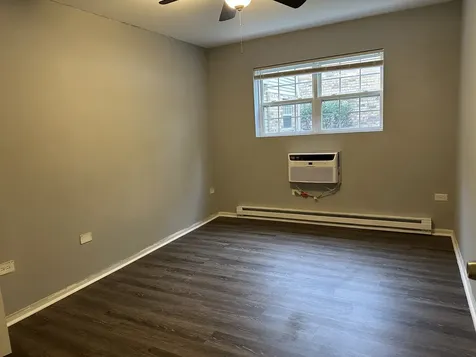 1545 West Crystal Rock Court Round Lake Beach IL 60073