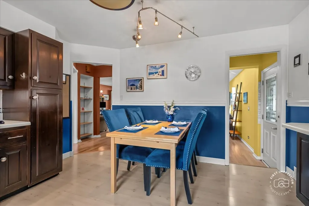 129 South Hudson Street Westmont IL 60559