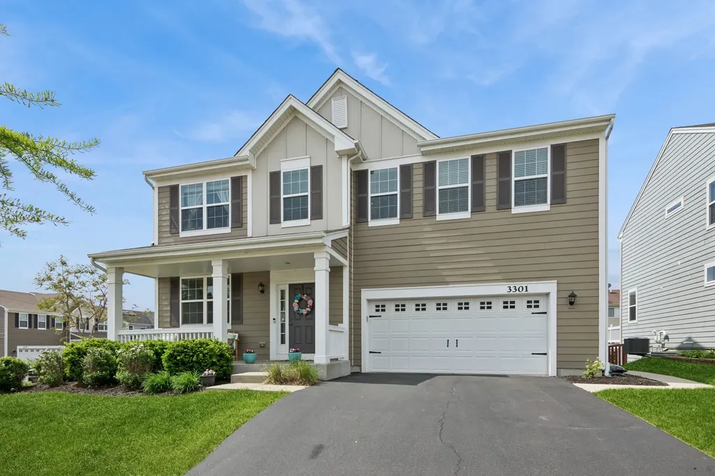 3301 Wanskuck Street Elgin IL 60124
