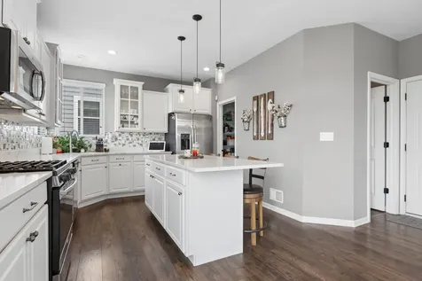 3301 Wanskuck Street Elgin IL 60124