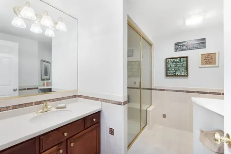320 Camelot Lane Libertyville IL 60048