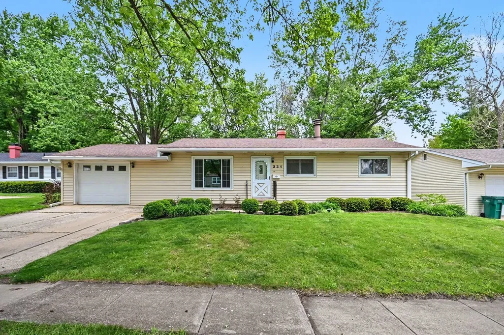 331 East Dresser Road Dekalb IL 60115