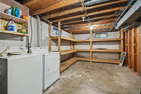331 East Dresser Road Dekalb IL 60115