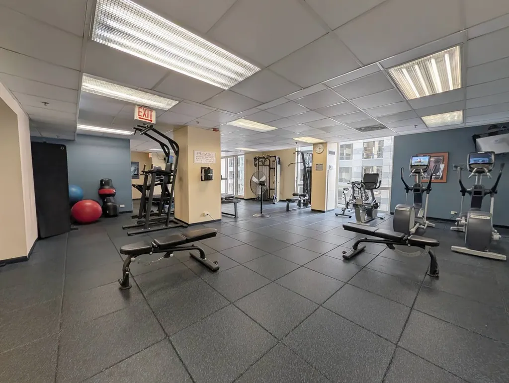 200 North Dearborn Street Chicago IL 60601