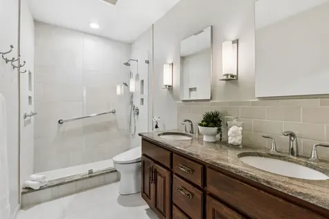 3045 Farner Court Riverwoods IL 60015